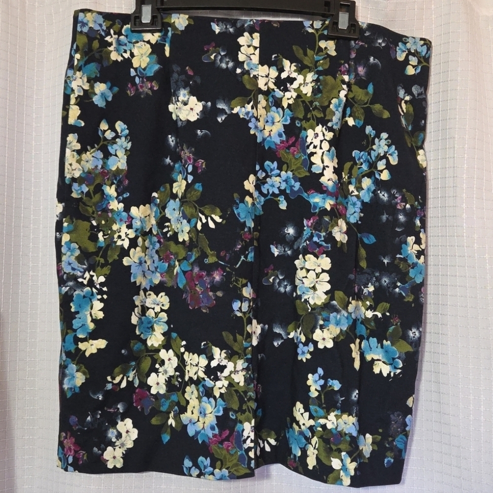 SOLD OUY j. Jill Floral Print Women's Ponte Knit Pencil Skirt Sz Large - Picture 2 of 8